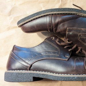 Boys brown 'leather' dress shoes - like new